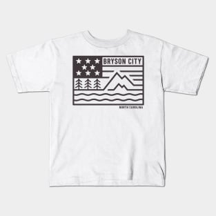 Visiting NC Mountain Cities Bryson, NC Flag Kids T-Shirt